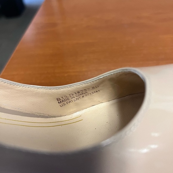 Nude Cole Haan Heels - Picture 4 of 9